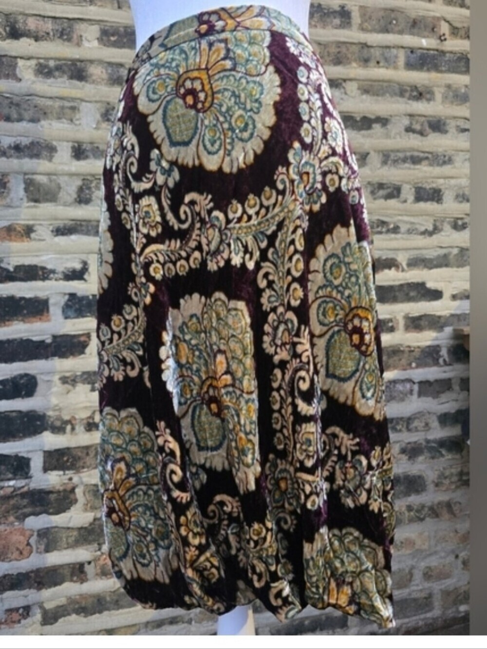 Moschino Rare Vintage Velvet Skirt with Floral Design - Picture 7 of 7